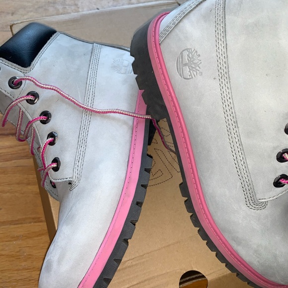 Timberlands - Picture 2 of 4